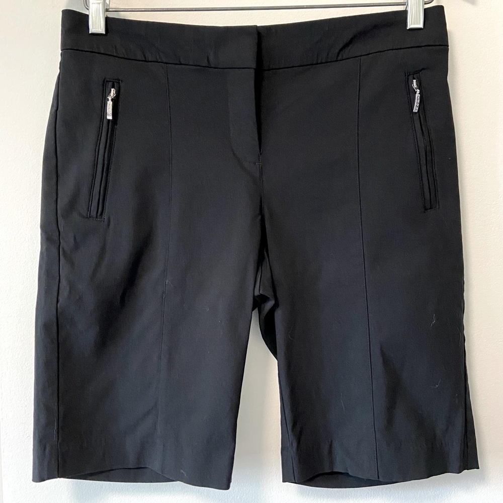 IZOD Women’s Goft Strectch Short - Size 4
